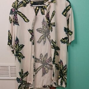 No Boundaries Leaf Pattern Shirt - Black, Green, White